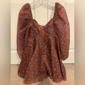 New with tags Selkie princess flowy mini dress. size L